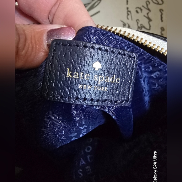 Kate Spade Grove Street Millie Navy/White Leather Crossbody Bag w/Charm & Scarf - Picture 10 of 13